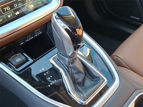 Certified 2025 Subaru Outback Touring XT w/ Popular Package #2 image 15