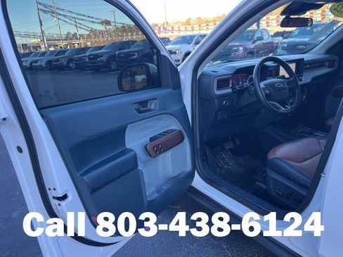 Used 2022 Ford Maverick Lariat w/ Equipment Group 500A Standard image 4