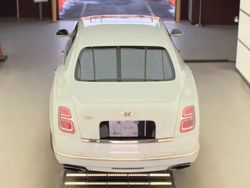 Used 2019 Bentley Mulsanne image 6