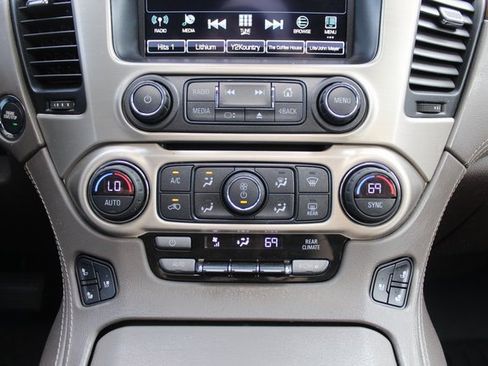 Used 2019 GMC Yukon Denali w/ Denali Ultimate Package AWD/4WD image 28