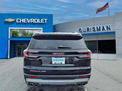 Used 2025 GMC Acadia Elevation image 4