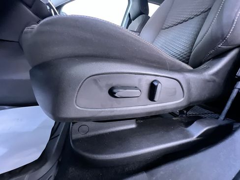Used 2019 GMC Acadia SLE w/ Driver Alert Package I FWD image 13