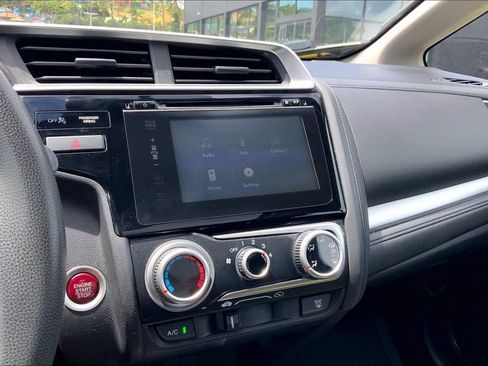 Used 2015 Honda Fit EX image 30