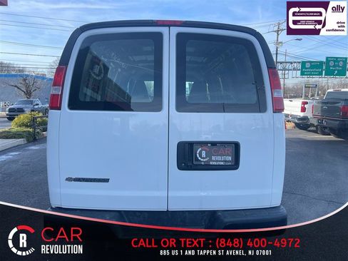 Used 2020 Chevrolet Express 2500 w/ Driver Convenience Package RWD image 6