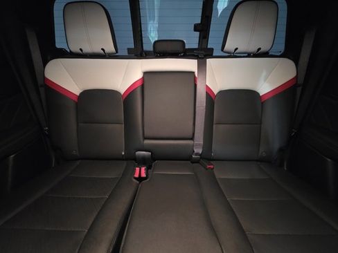 Used 2024 GMC Canyon AT4X image 15