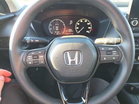 Certified 2025 Honda HR-V LX image 27