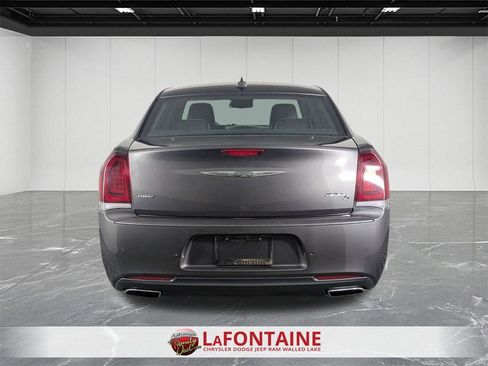 Certified 2018 Chrysler 300 S w/ Safetytec Plus Group image 4