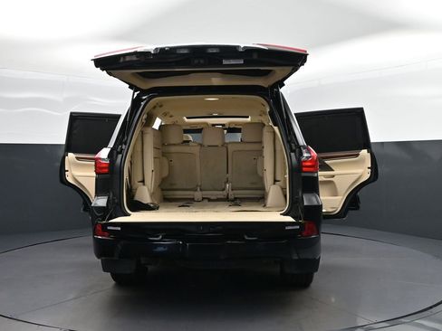 Used 2017 Lexus LX 570 4WD image 53