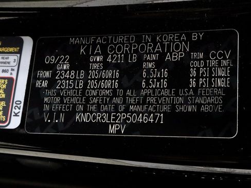 Used 2023 Kia Niro EX image 33