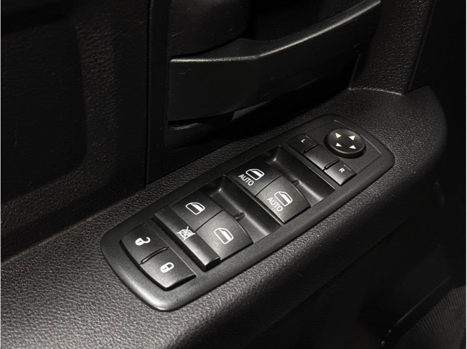 Used 2016 RAM 1500 ST w/ SXT Appearance Group RWD image 16