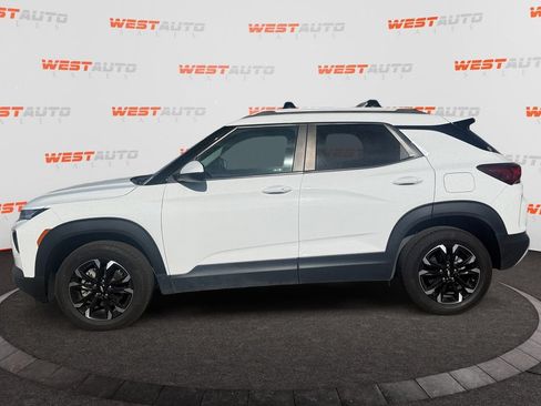 Used 2021 Chevrolet TrailBlazer LT AWD/4WD image 2