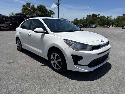 Used 2021 Kia Rio S FWD image 11