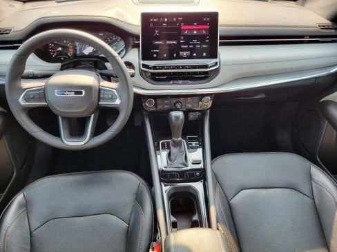 Used 2023 Jeep Compass Limited AWD/4WD image 25