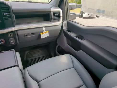 New 2025 Ford F450 XL w/ XL Chrome Package image 15