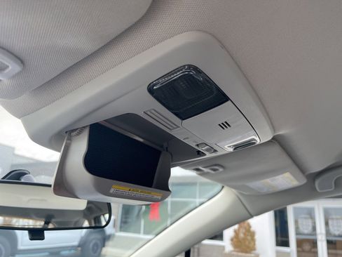 Used 2018 Subaru Outback 2.5i image 23