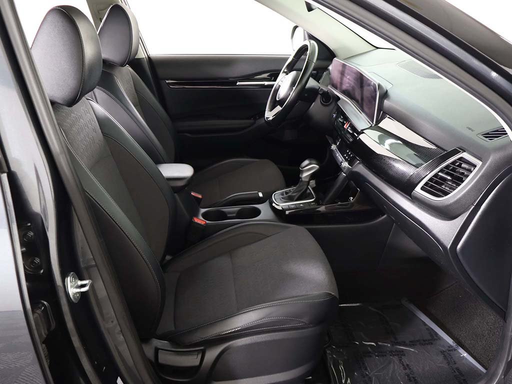 Used 2024 Kia Seltos S AWD/4WD image 31
