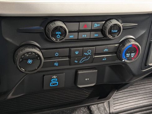 New 2026 Ford F250 XL w/ XL Chrome Package image 13