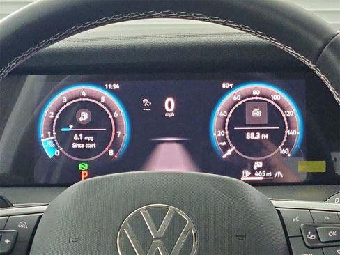 New 2025 Volkswagen Tiguan SE image 33