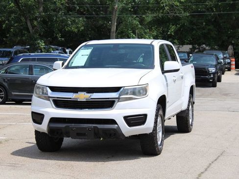 Used 2019 Chevrolet Colorado W/T w/ WT Convenience Package AWD/4WD image 3