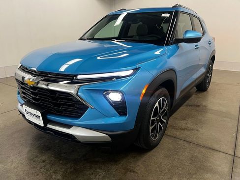 New 2026 Chevrolet TrailBlazer LT w/ Convenience Package FWD image 7