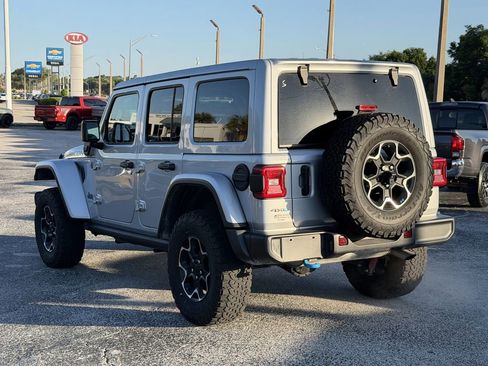 Used 2023 Jeep Wrangler Unlimited Rubicon 4xe AWD/4WD image 6