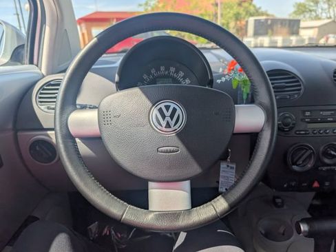 Used 2002 Volkswagen Beetle GLX FWD image 10