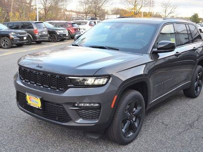 New 2025 Jeep Grand Cherokee Limited w/ Luxury Tech Group II