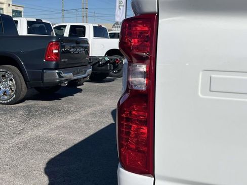 Used 2024 Chevrolet Silverado 2500 LT image 10