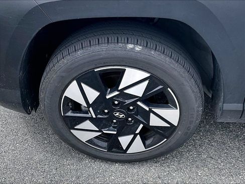 Used 2025 Hyundai Kona SEL AWD/4WD image 7