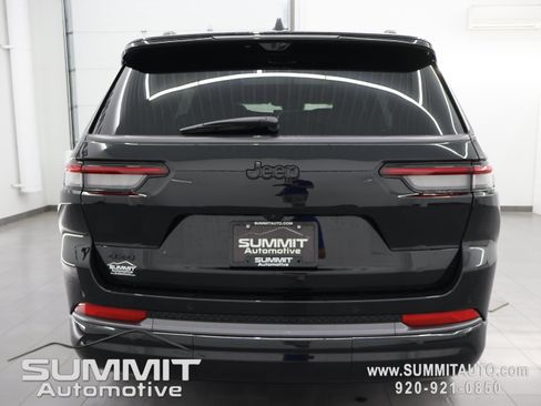 New 2026 Jeep Grand Cherokee L Limited AWD/4WD image 32