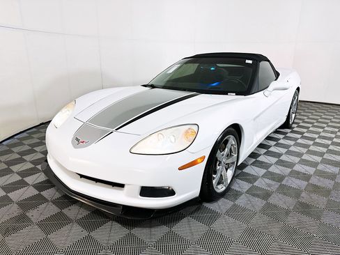 Used 2008 Chevrolet Corvette Convertible w/ Preferred Equipment Group image 7