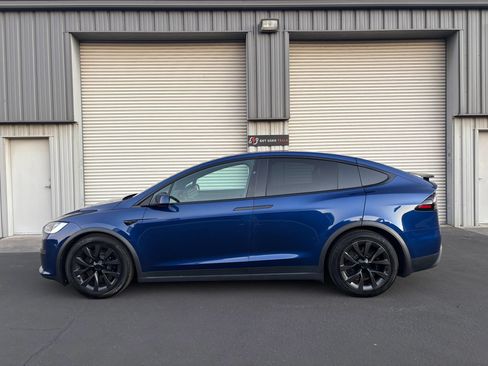 Used 2022 Tesla Model X AWD/4WD image 3