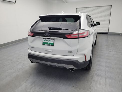 Used 2019 Ford Edge SEL w/ Equipment Group 201A AWD/4WD image 7
