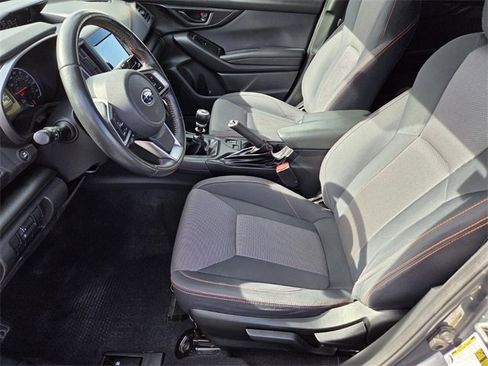 Used 2022 Subaru Crosstrek 2.0i Premium image 9