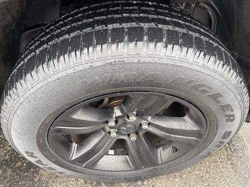 Used 2018 RAM 1500 Sport w/ Quick Order Package 26Q Night image 18