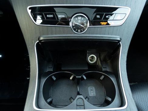 Used 2020 Mercedes-Benz C 300 4MATIC Sedan image 23