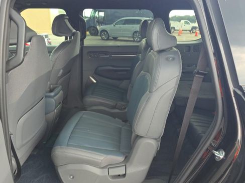 Used 2024 Kia EV9 GT-Line AWD/4WD image 16