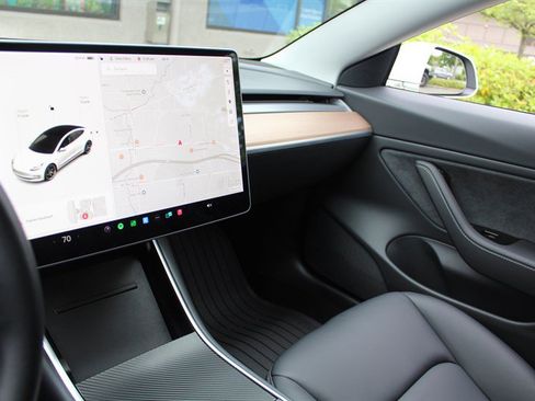 Used 2018 Tesla Model 3 Performance AWD/4WD image 13