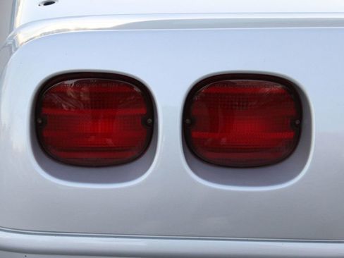 Used 1996 Chevrolet Corvette Convertible image 20