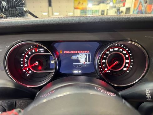 Used 2019 Jeep Wrangler Unlimited Rubicon AWD/4WD image 37