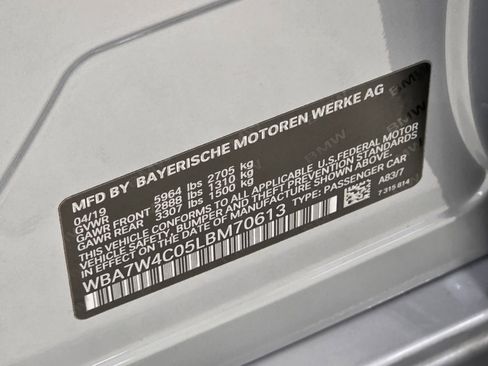 Used 2020 BMW 745e xDrive image 37