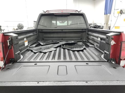 Used 2025 Honda Ridgeline Black Edition image 26