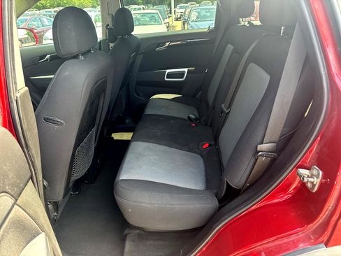 Used 2013 Chevrolet Captiva Sport LS image 11