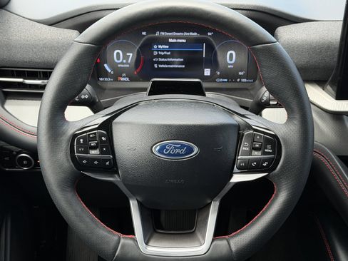 Used 2025 Ford Explorer ST-Line w/ Premium Package RWD image 15
