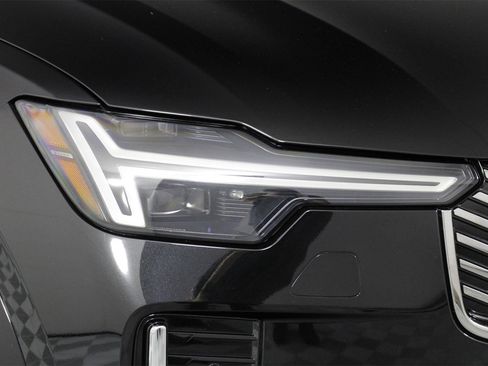 Certified 2025 Volvo XC90 B5 Core w/ Protection Package Premier image 26