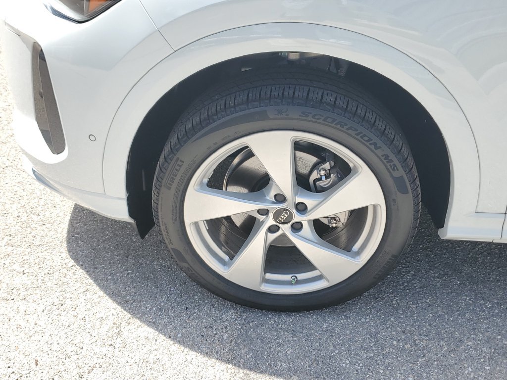 New 2026 Audi Q5 Premium Plus AWD/4WD image 13