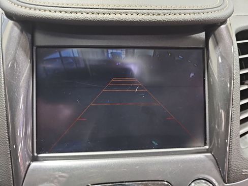 Used 2015 Chevrolet Impala LT image 21