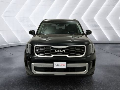 Used 2023 Kia Telluride S FWD image 2