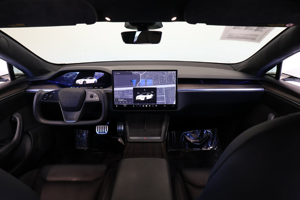 Used 2022 Tesla Model S AWD/4WD image 26
