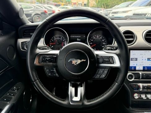 Used 2020 Ford Mustang Premium image 25